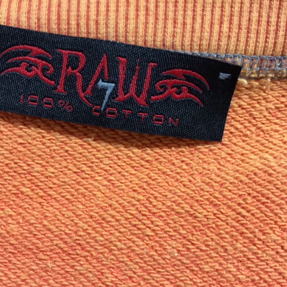 says xxl but no way I would say med.  ptp is 19 1/2 and length 25 - Picture 5 of 8